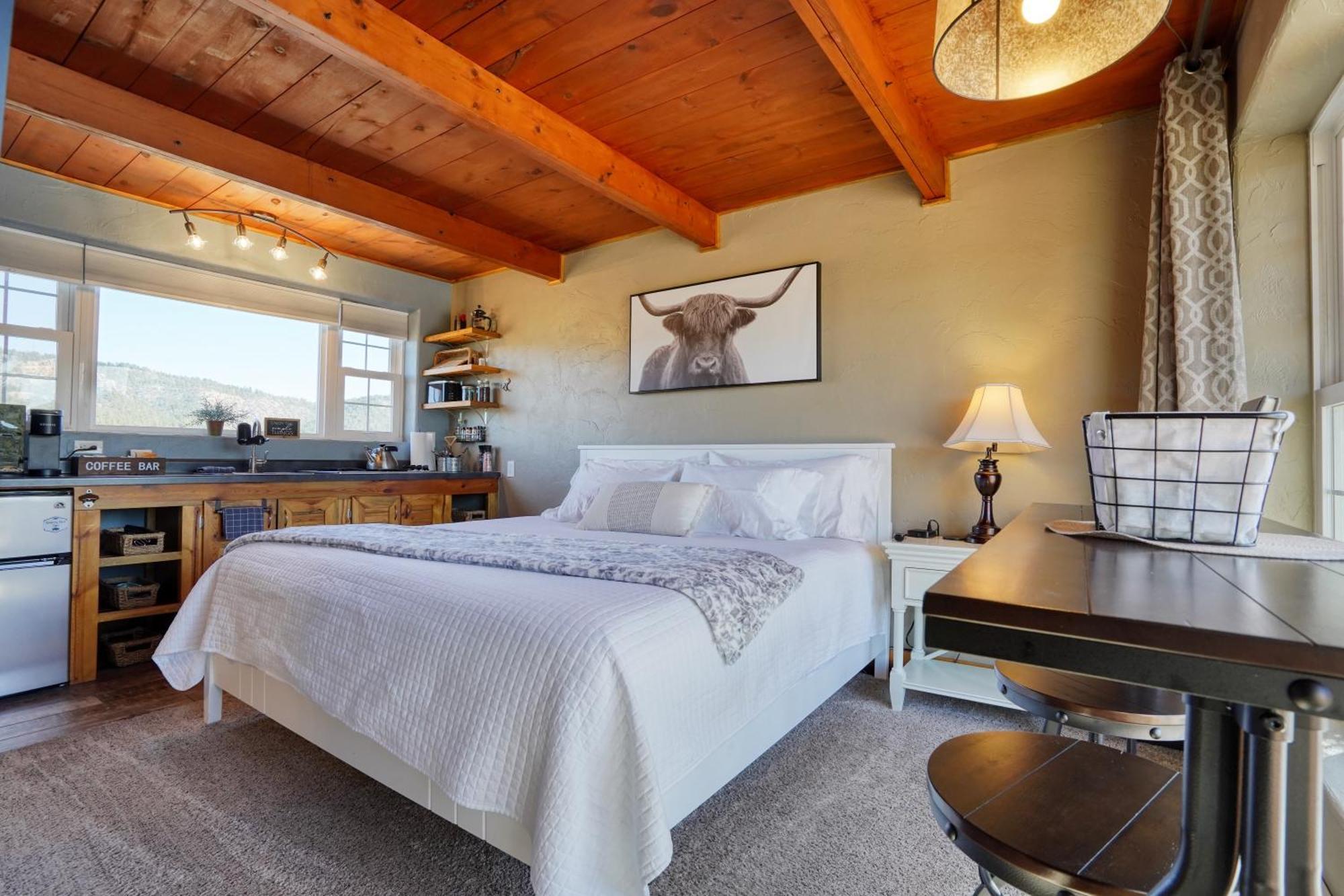 Sunrise Cabin At Highland Meadows Хот Спрингс Екстериор снимка